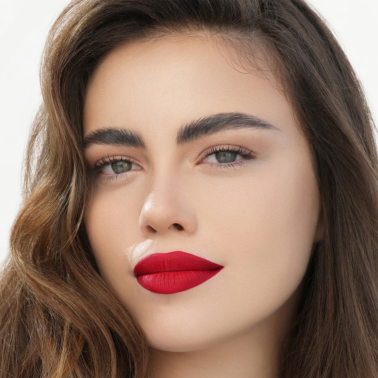 I NEED A ROUGE MATTE LIQUID LIPSTICK (LABIAL LÍQUIDO)